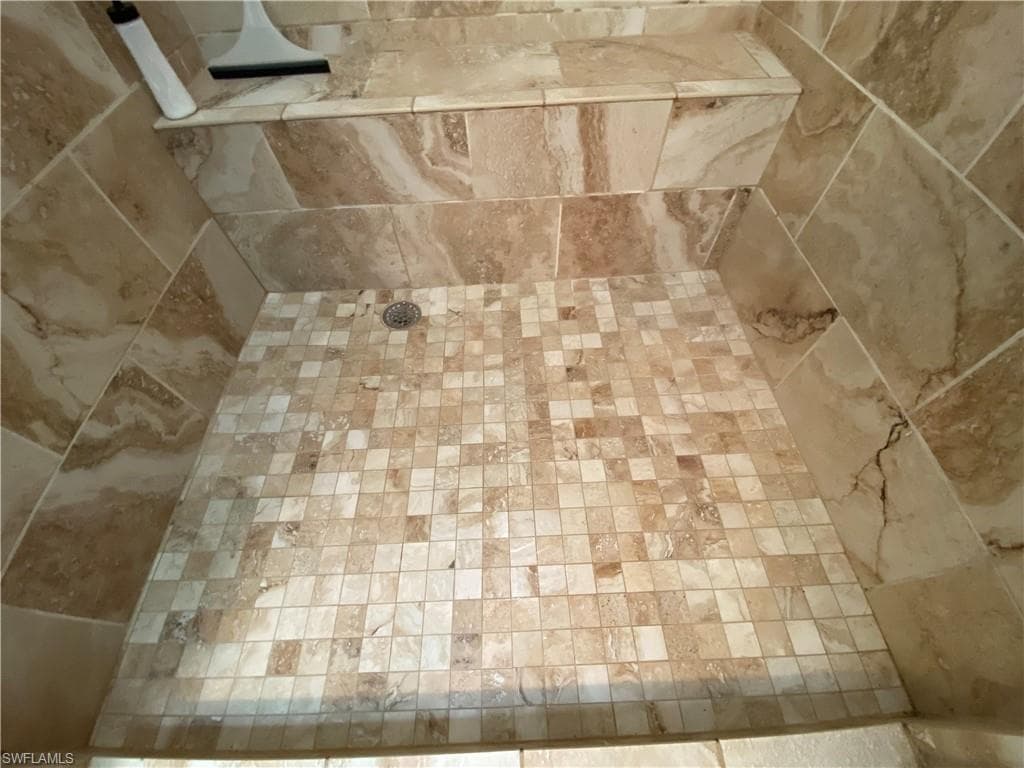 2029 Clarke AVE, FORT MYERS FL 33905-18