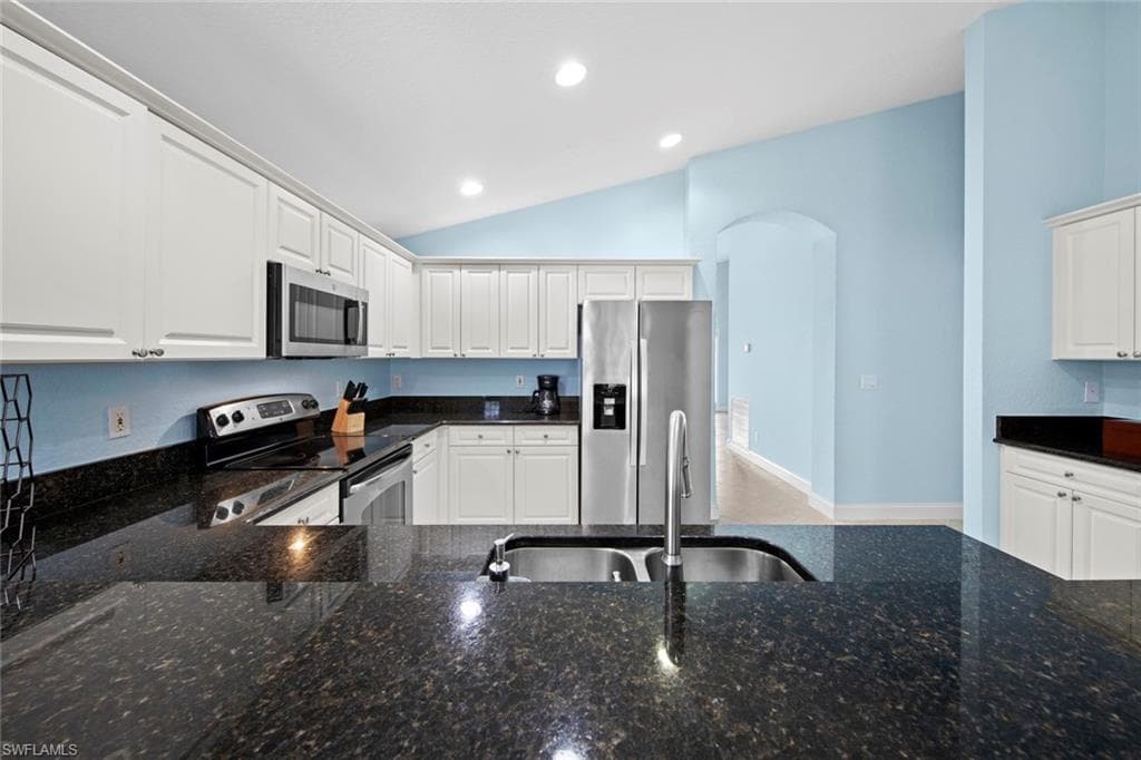 15817 Beachcomber AVE, FORT MYERS FL 33908-10