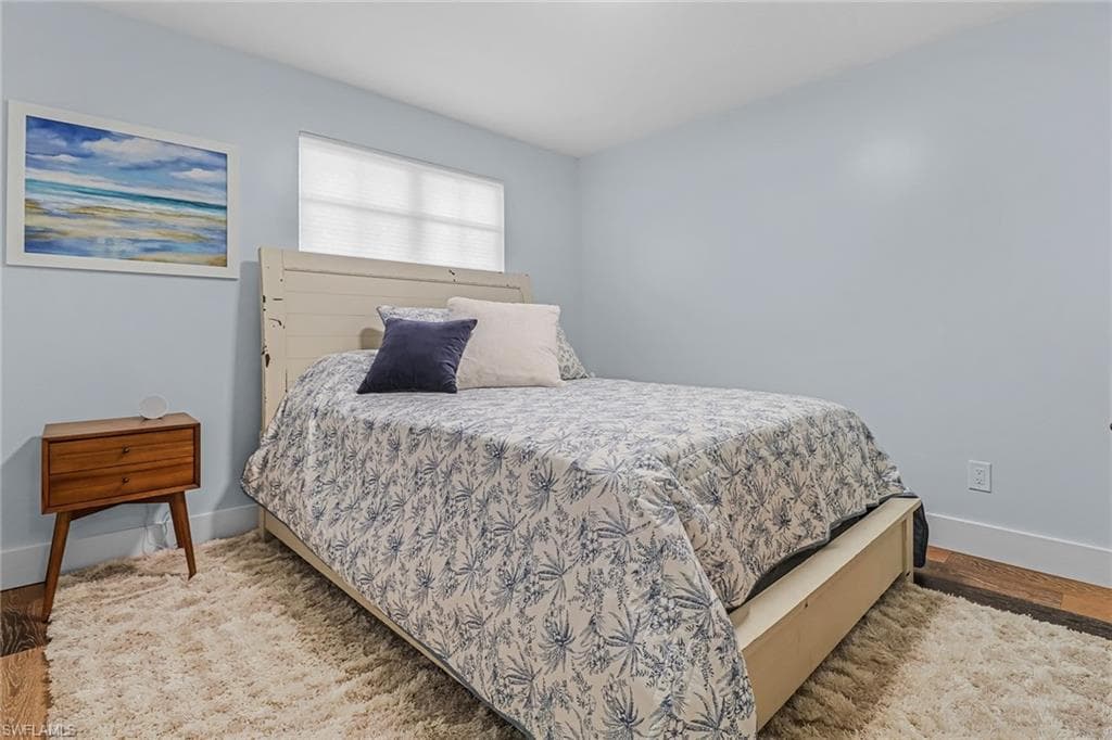 1823 Hurricane Harbor LN, NAPLES FL 34102-19