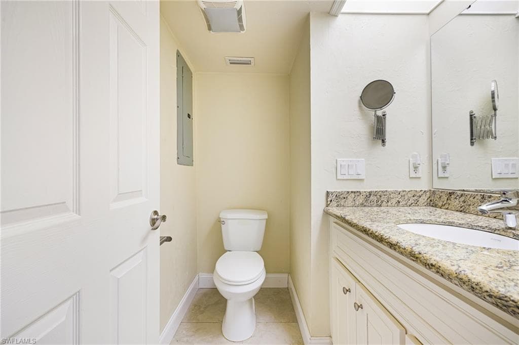 3968 Aloha LN, BONITA SPRINGS FL 34134-17