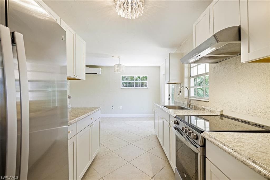 3968 Aloha LN, BONITA SPRINGS FL 34134-24