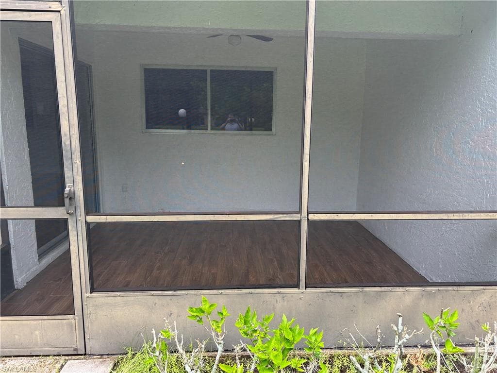 9303 Lennex LN, FORT MYERS FL 33919-2