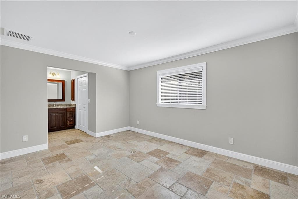 10735 Clementine PL, NORTH FORT MYERS FL 33917-16