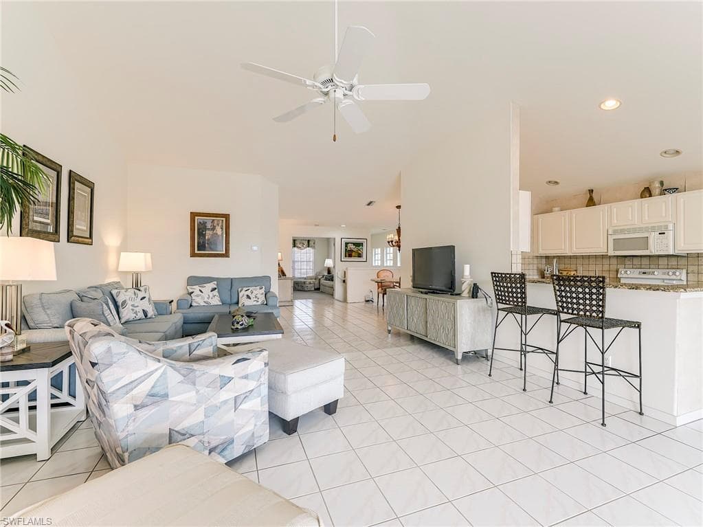 23511 Sandycreek TER 1110-4