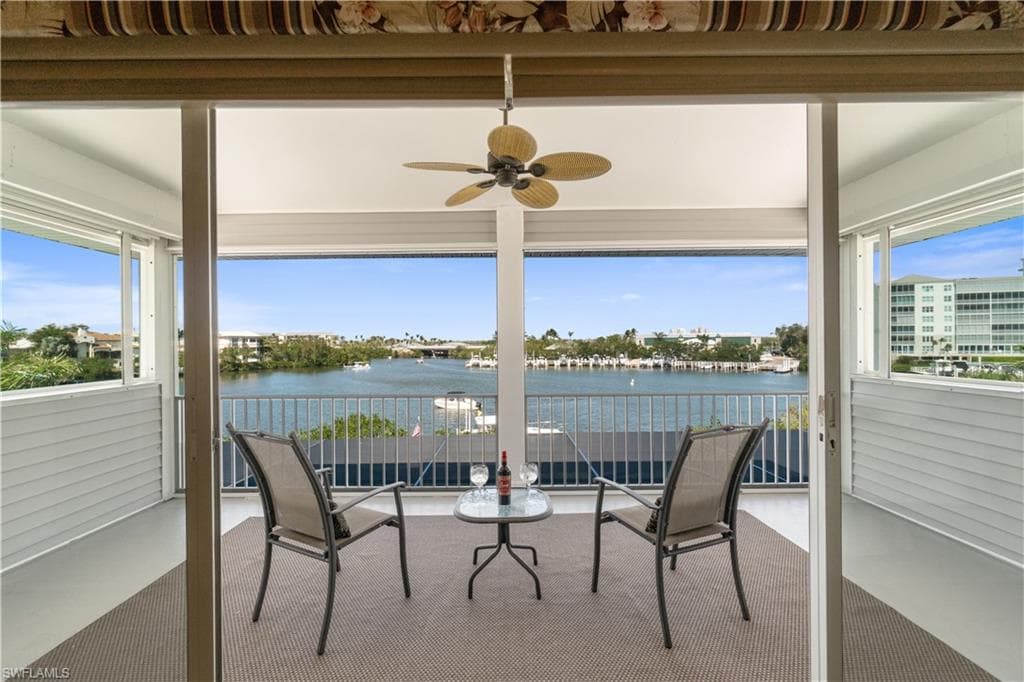 197 San Mateo DR-15