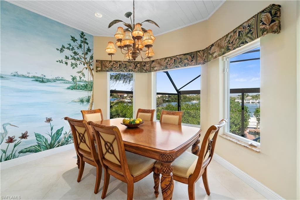 197 San Mateo DR-14