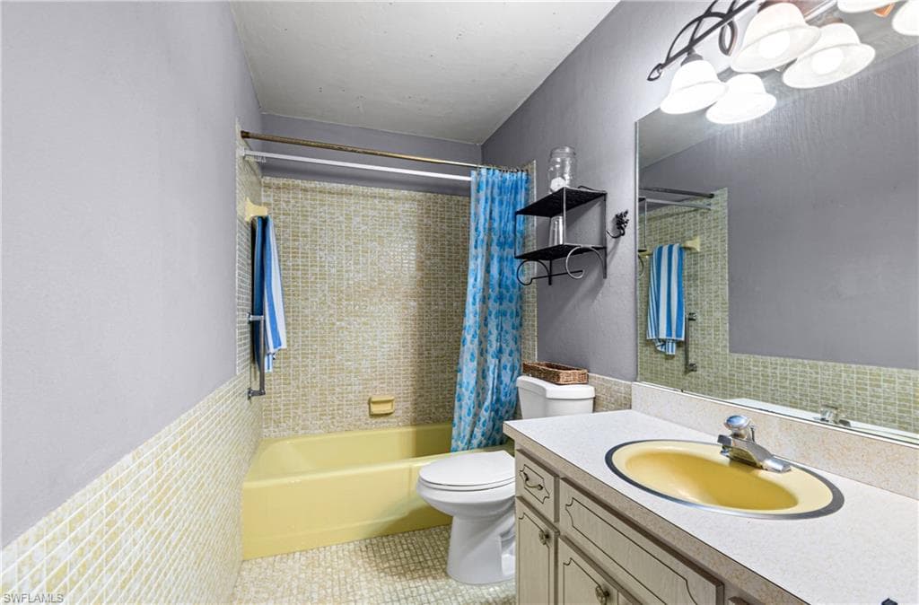 1830 Brantley RD # 203, FORT MYERS FL 33907-18