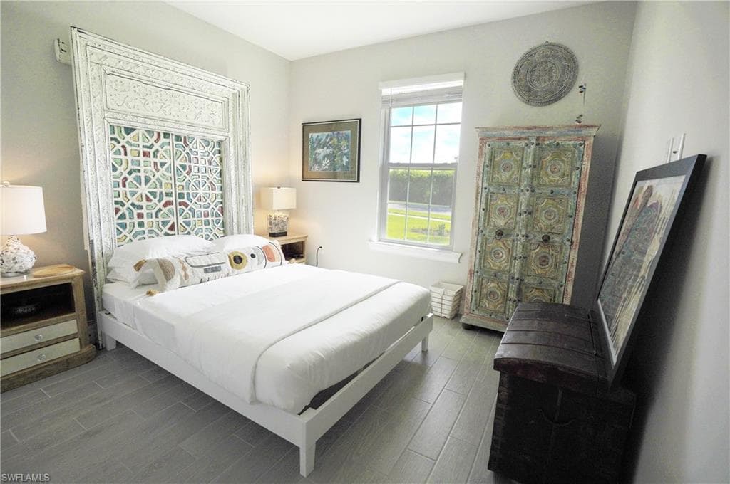 18698 Royal Hammock BLVD, NAPLES FL 34114-6