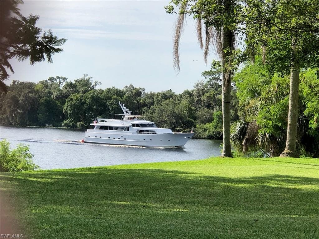 3145 Shell LN, FORT DENAUD FL 33935-2