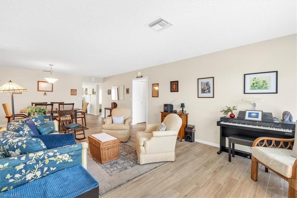 1376 S Brandywine CIR # 4, FORT MYERS FL 33919-4