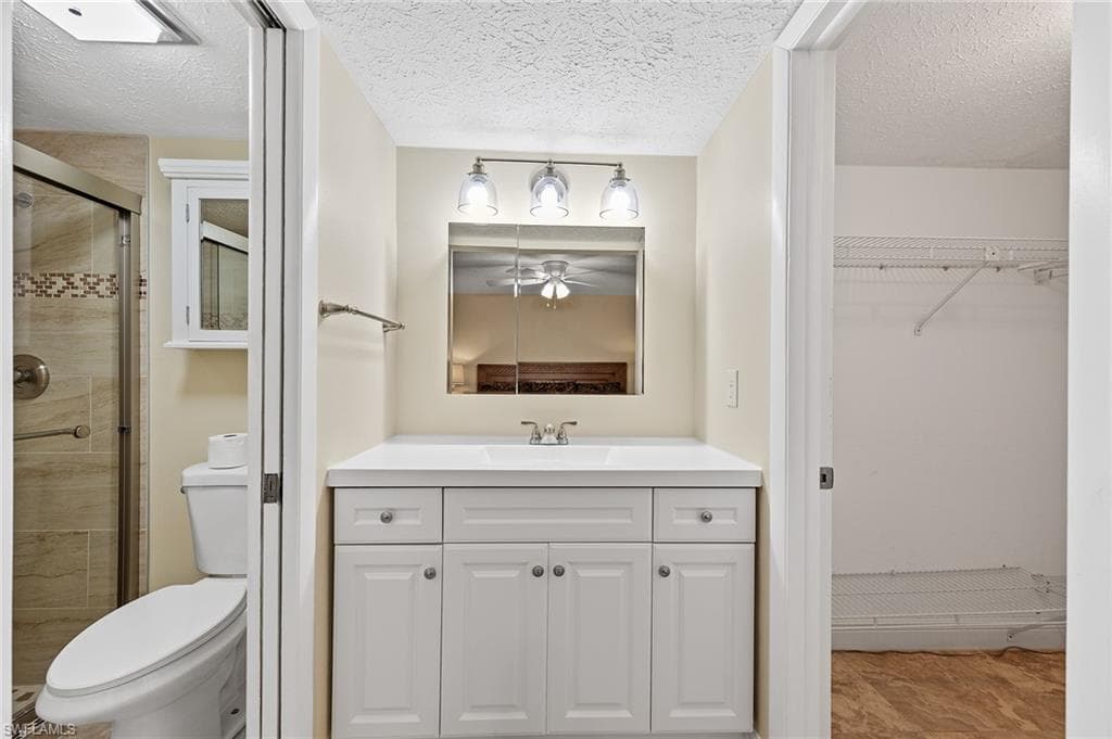 4515 Country Club BLVD # 103, CAPE CORAL FL 33904-26