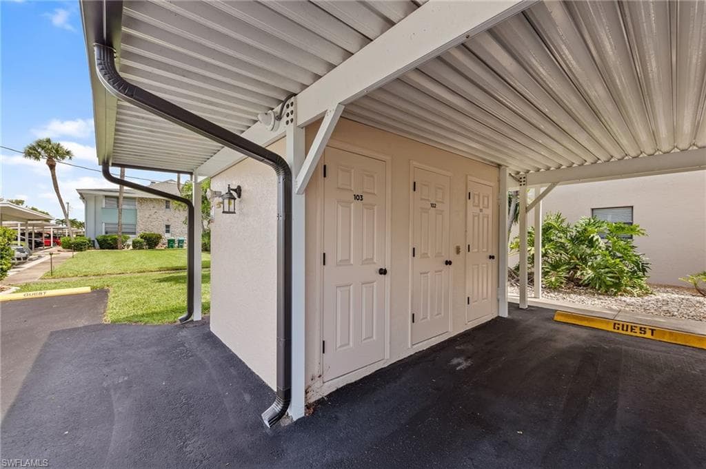 4515 Country Club BLVD # 103, CAPE CORAL FL 33904-5