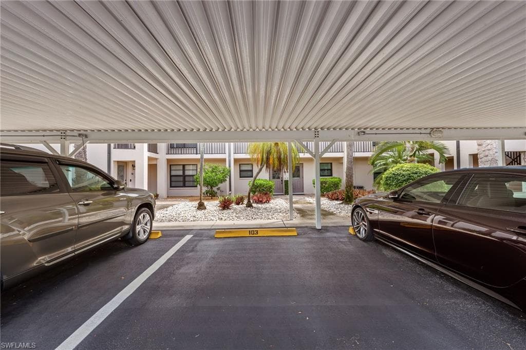 4515 Country Club BLVD # 103, CAPE CORAL FL 33904-6