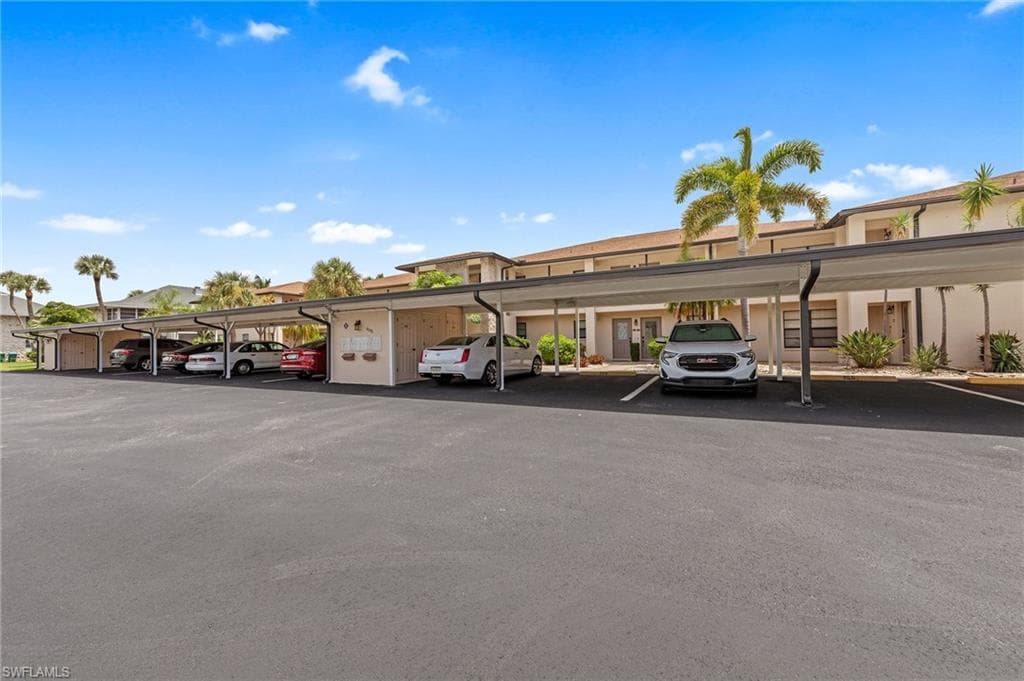 4515 Country Club BLVD # 103, CAPE CORAL FL 33904-2