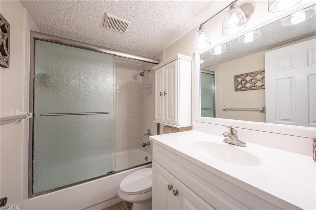 4515 Country Club BLVD # 103, CAPE CORAL FL 33904-23