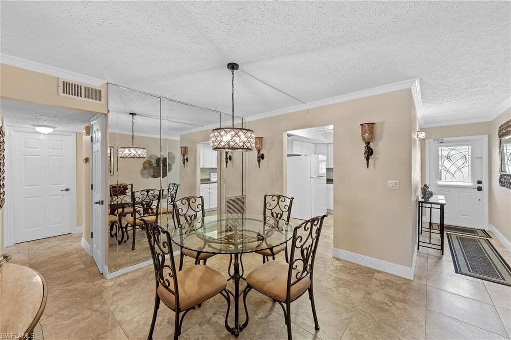4515 Country Club BLVD # 103, CAPE CORAL FL 33904-14