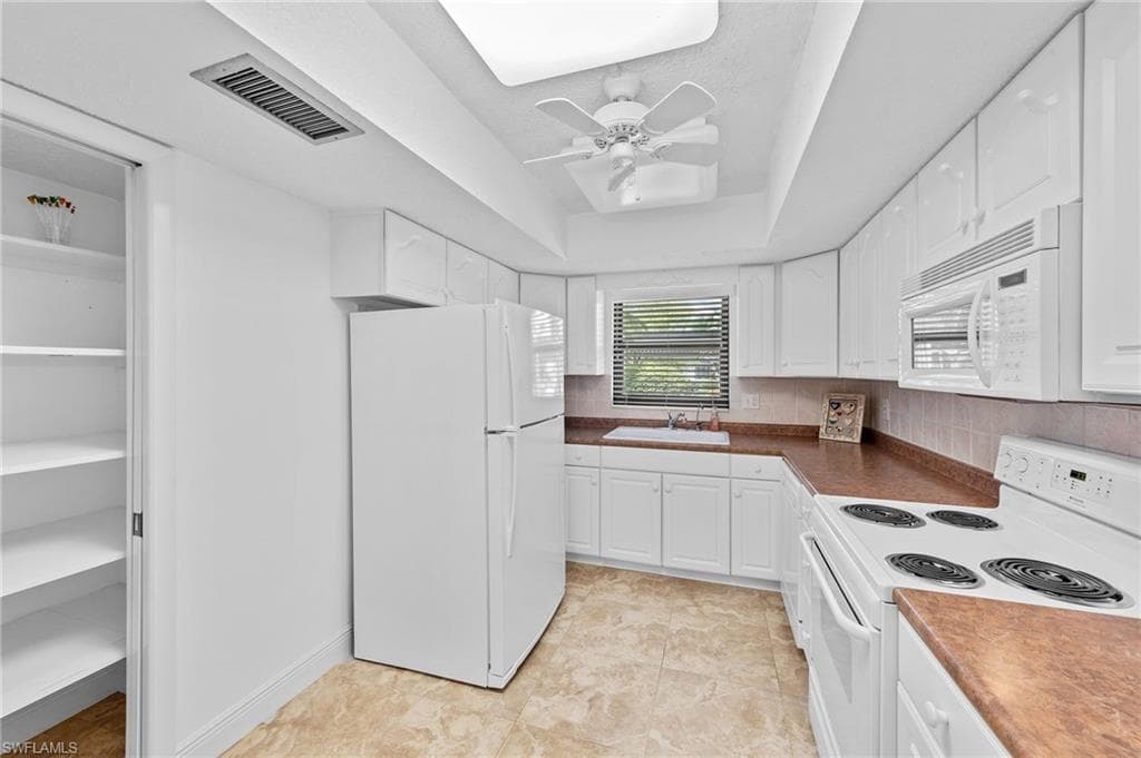 4515 Country Club BLVD # 103, CAPE CORAL FL 33904-10