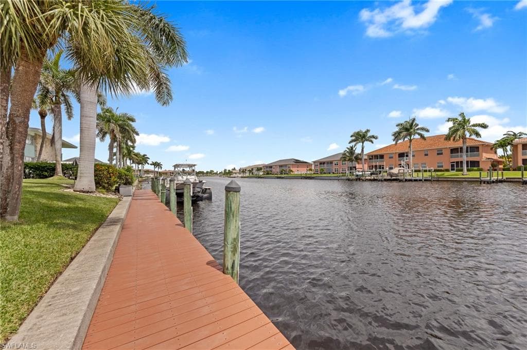 4515 Country Club BLVD # 103, CAPE CORAL FL 33904-34