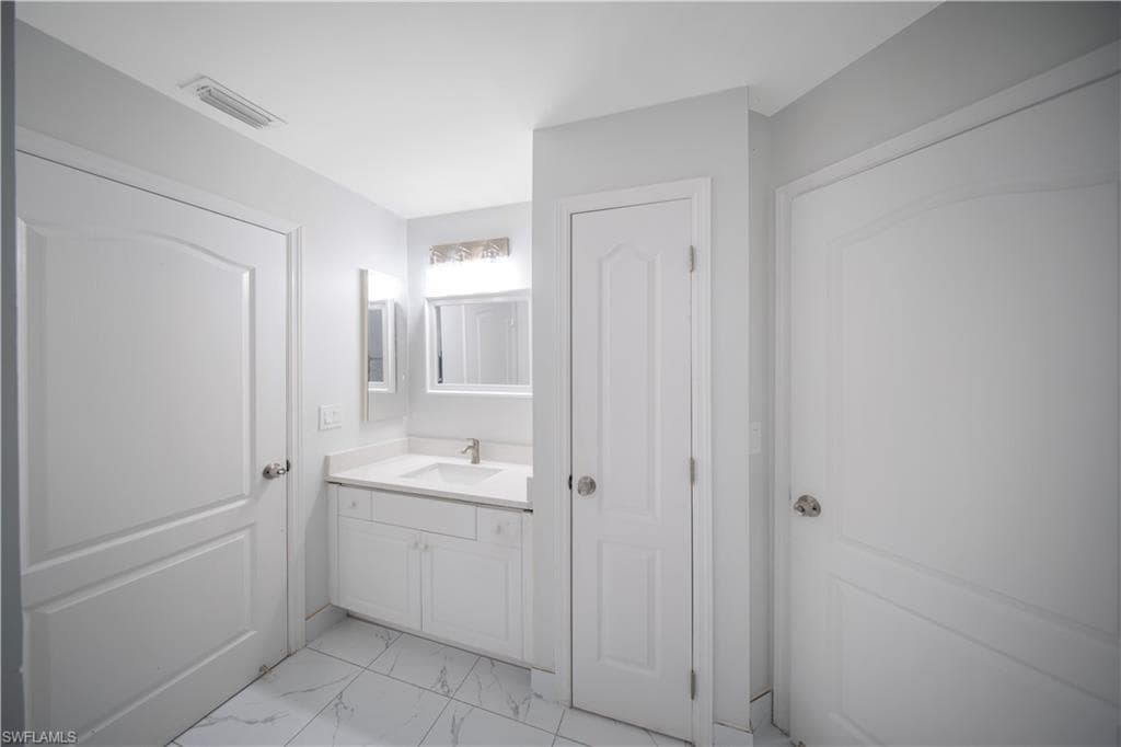 1213 NE 6th AVE, CAPE CORAL FL 33909-12