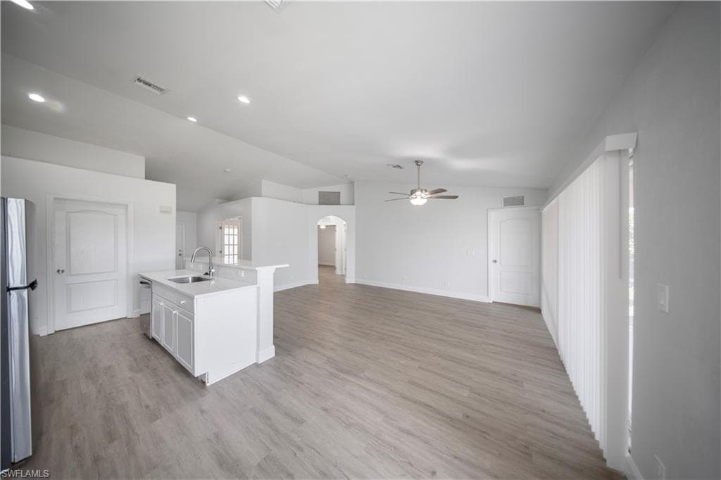 1213 NE 6th AVE, CAPE CORAL FL 33909-3