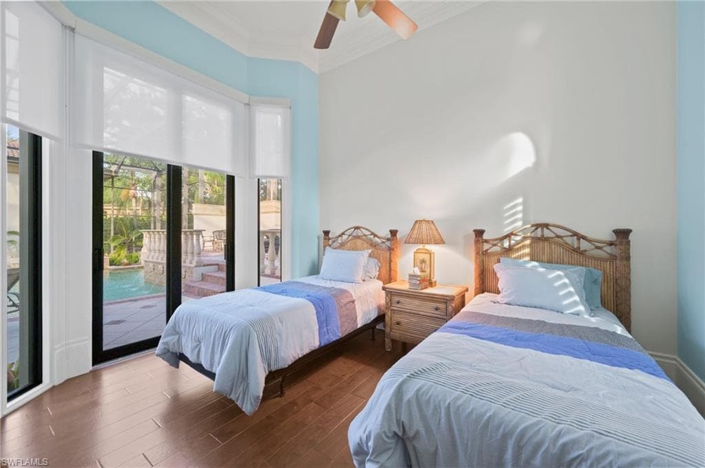 6489 Highcroft DR, NAPLES FL 34119-21