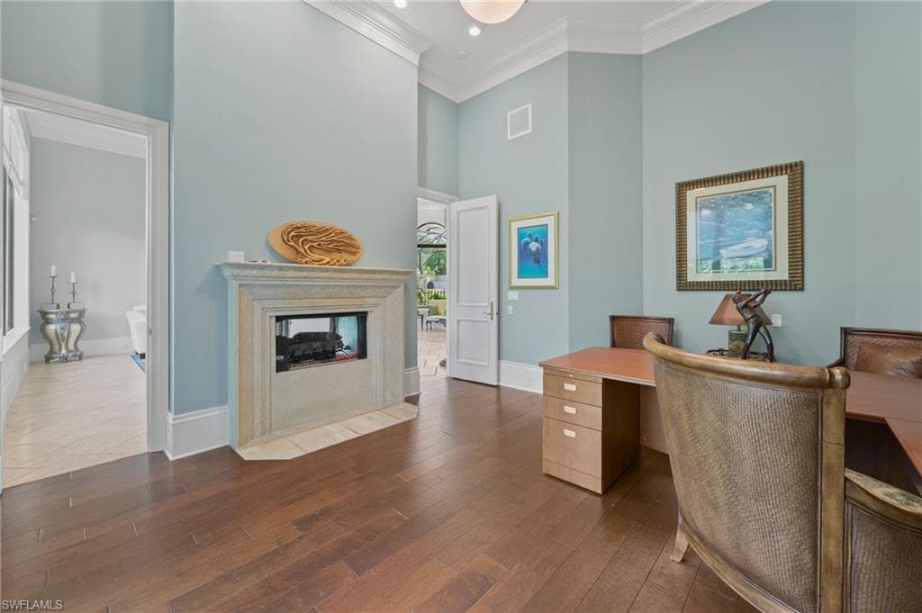 6489 Highcroft DR, NAPLES FL 34119-6