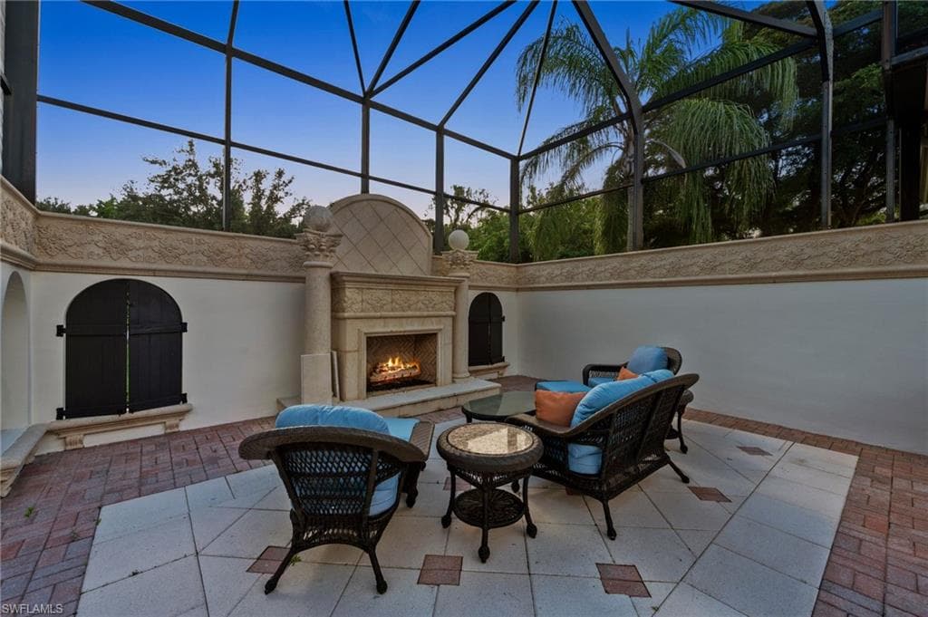 6489 Highcroft DR, NAPLES FL 34119-36