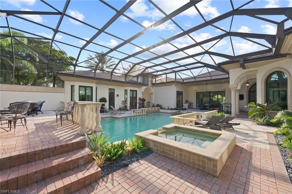 6489 Highcroft DR, NAPLES FL 34119-30