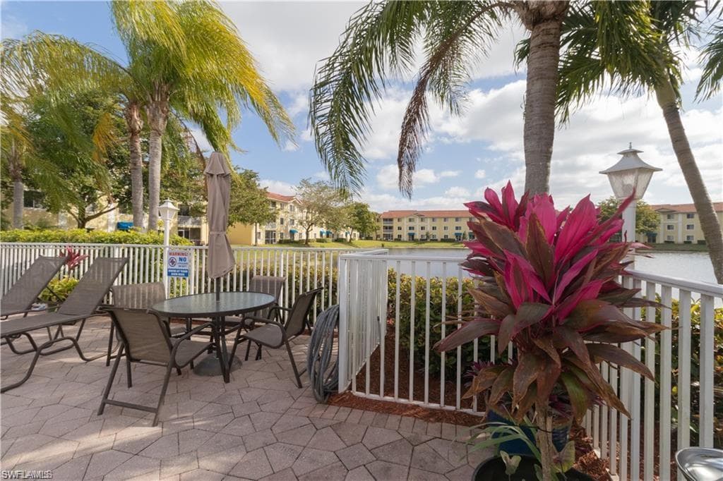8234 Key Royal CIR # 521, NAPLES FL 34119-16