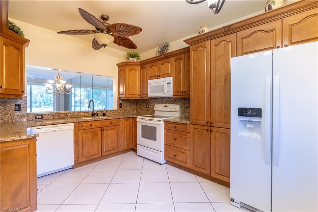 725 Saratoga CIR # A103, NAPLES FL 34104-2