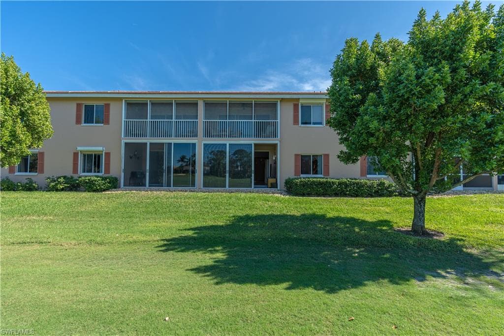 725 Saratoga CIR # A103, NAPLES FL 34104-30