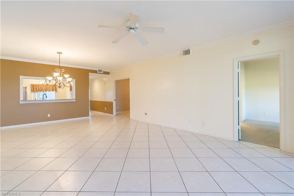 725 Saratoga CIR # A103, NAPLES FL 34104-17