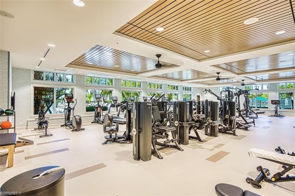 10053 Oakhurst WAY, FORT MYERS FL 33913-44