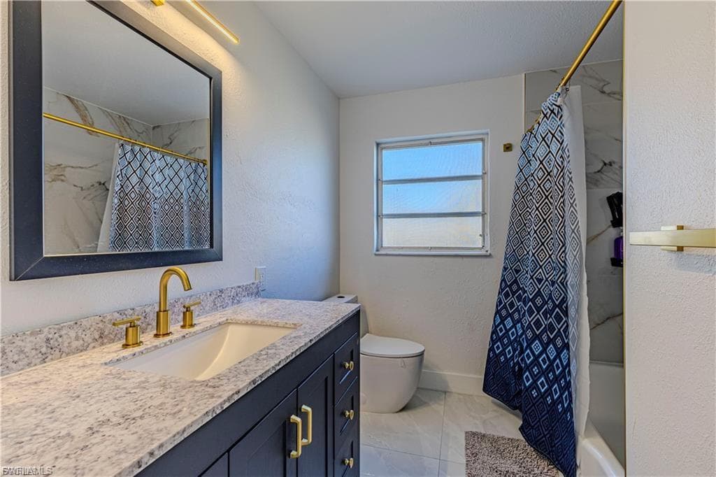 1637 Winkler AVE, FORT MYERS FL 33901-16