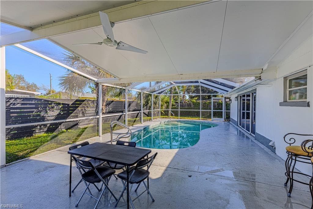 1637 Winkler AVE, FORT MYERS FL 33901-17