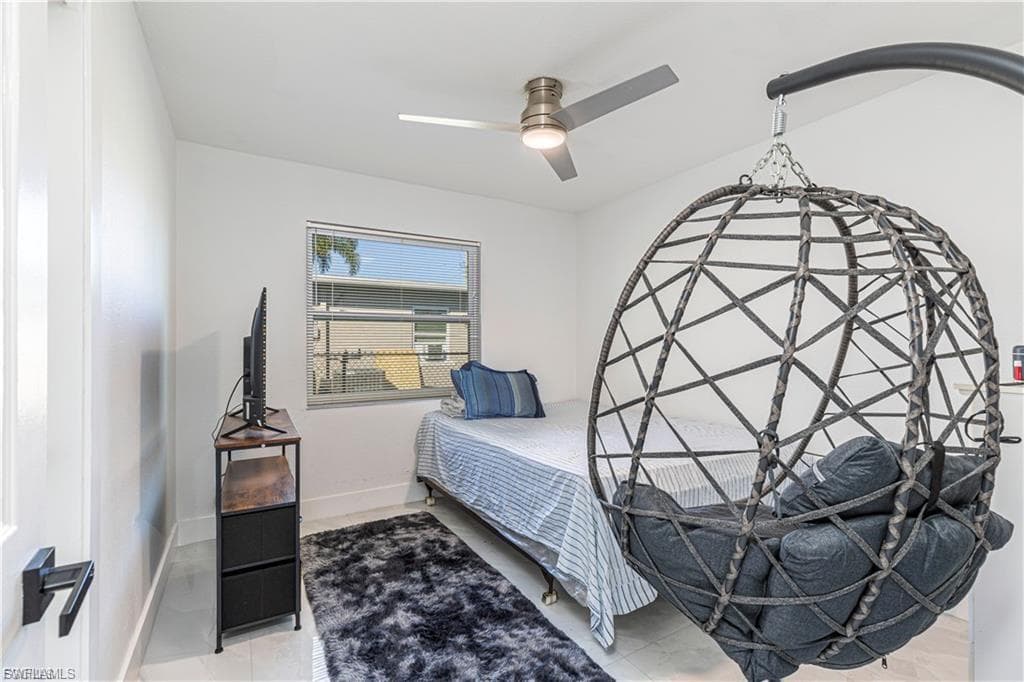 1637 Winkler AVE, FORT MYERS FL 33901-14