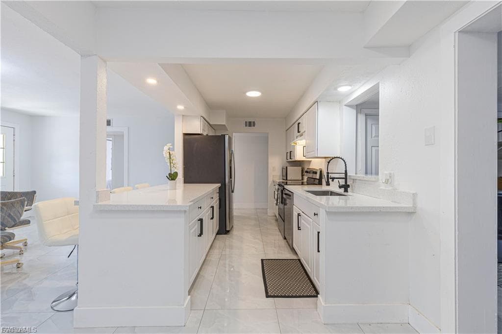 1637 Winkler AVE, FORT MYERS FL 33901-3