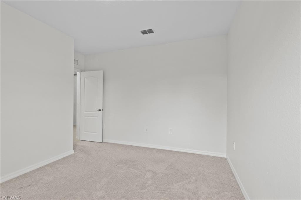 8750 Cascade Price CIR, NORTH FORT MYERS FL 33917-16