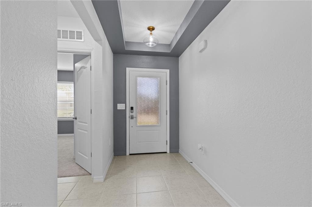 8750 Cascade Price CIR, NORTH FORT MYERS FL 33917-27