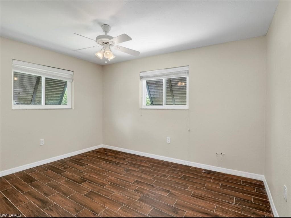 3 Knights Bridge RD, NAPLES FL 34112-10