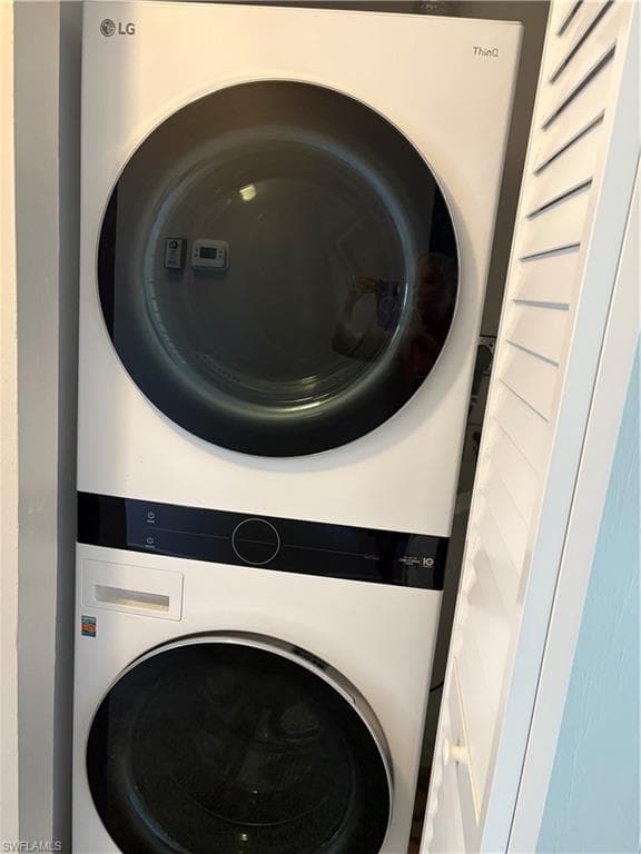 374 Connecticut ST, FORT MYERS BEACH FL 33931-8