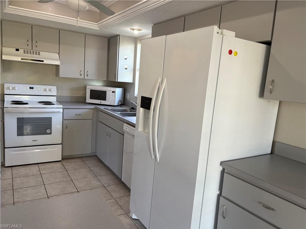 374 Connecticut ST, FORT MYERS BEACH FL 33931-3