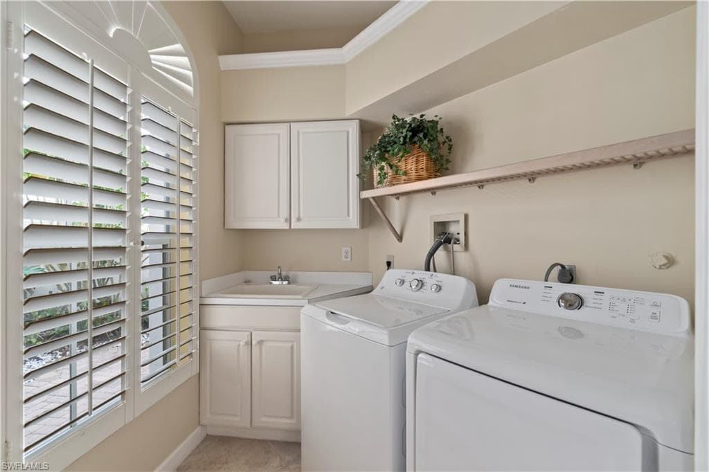 15279 Devon Green LN, NAPLES FL 34110-22