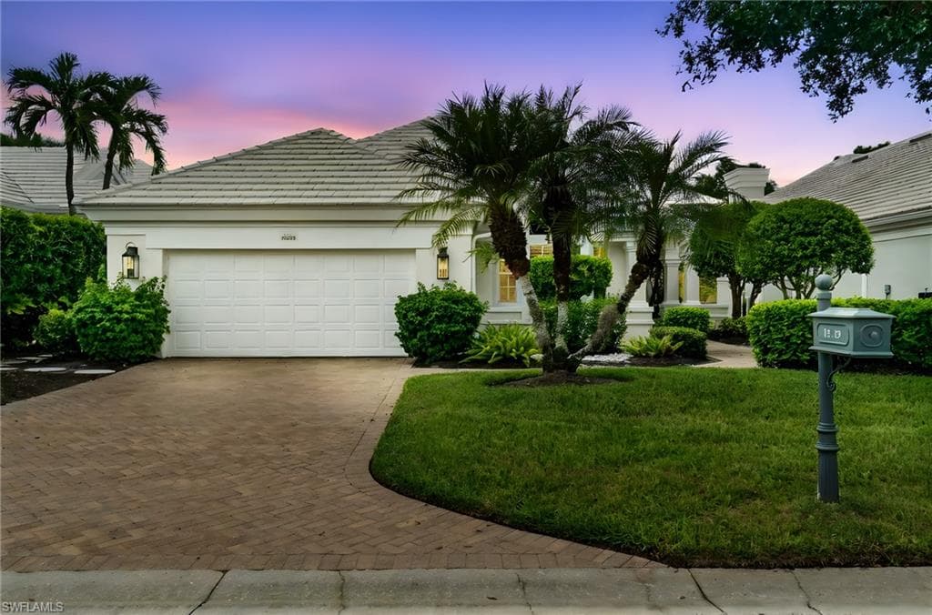 15279 Devon Green LN, NAPLES FL 34110-27
