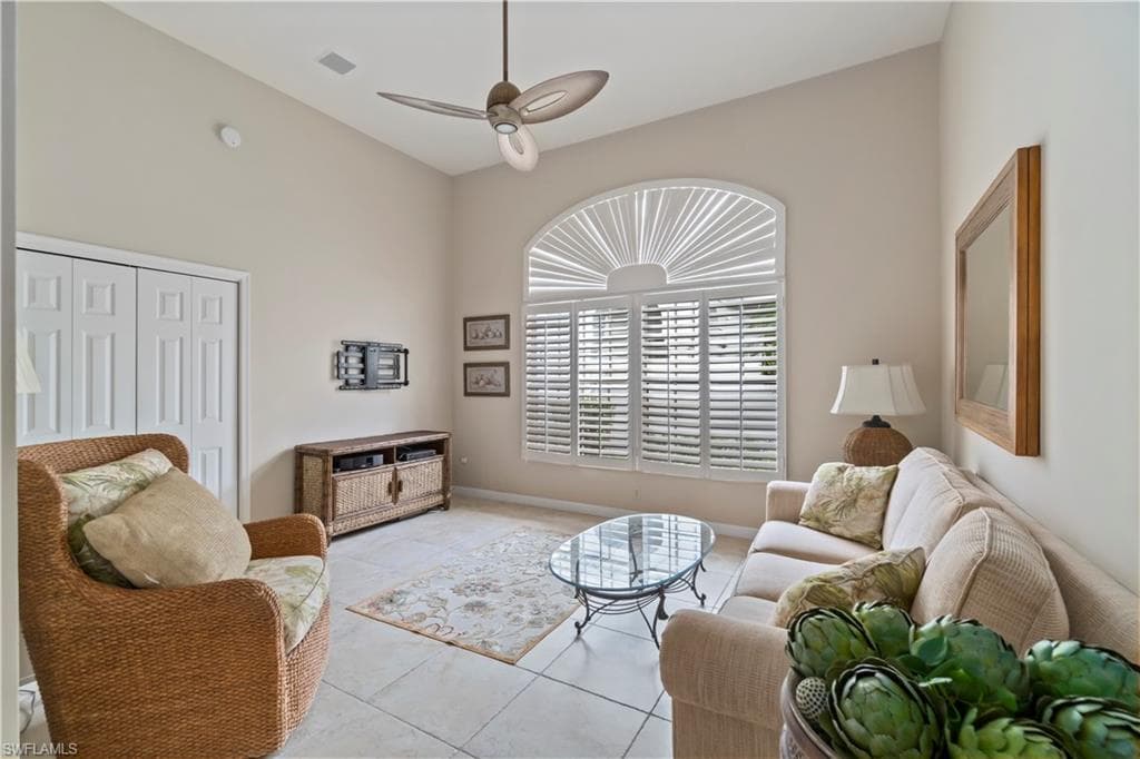 15279 Devon Green LN, NAPLES FL 34110-13