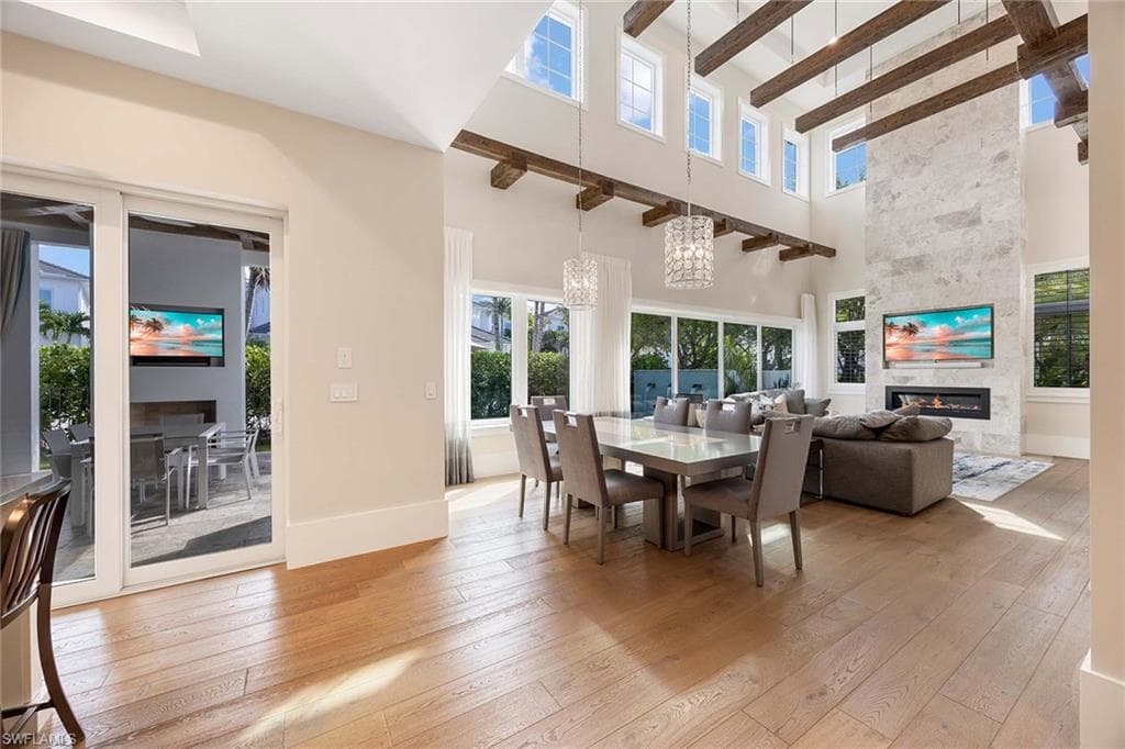 9171 Mercato LN, NAPLES FL 34108-5