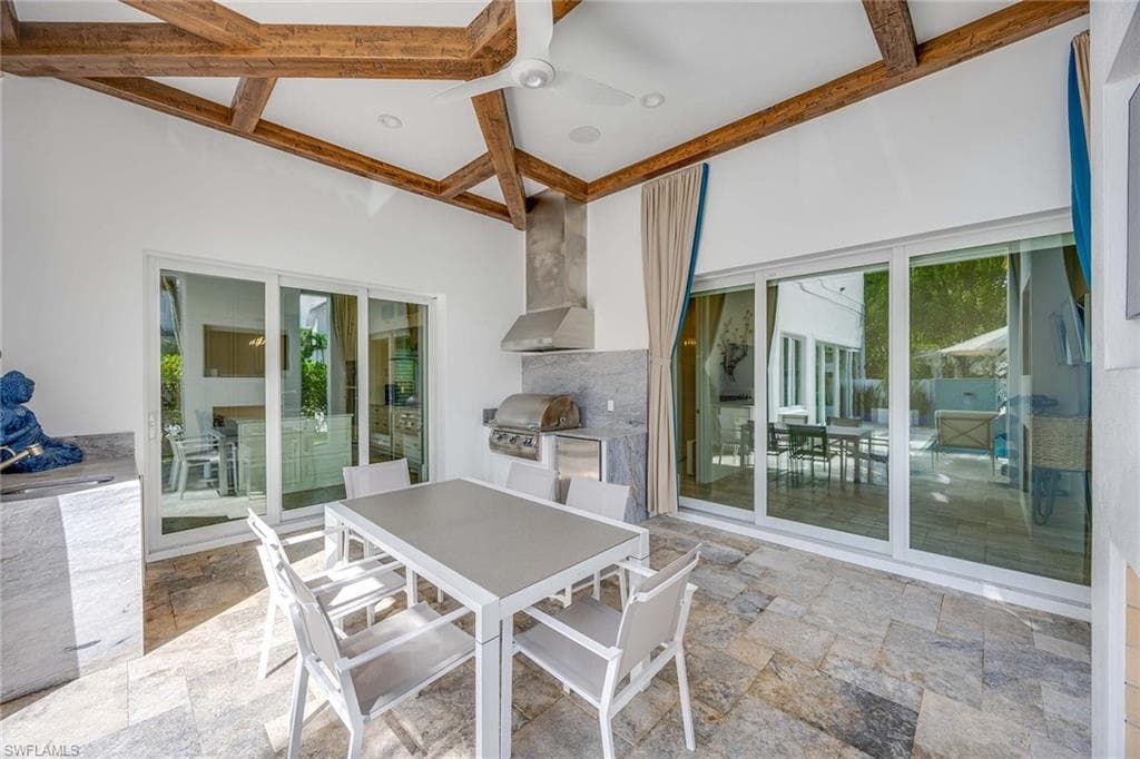 9171 Mercato LN, NAPLES FL 34108-35