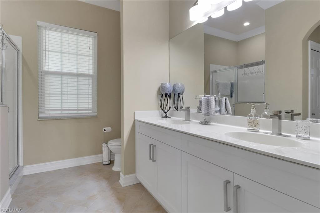 3620 Lansing LOOP # 202, ESTERO FL 33928-20