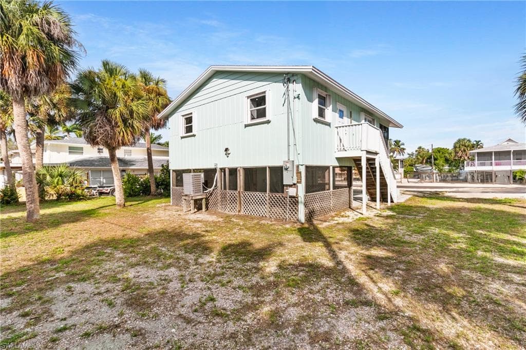 126 Andre Mar DR, FORT MYERS BEACH FL 33931-30