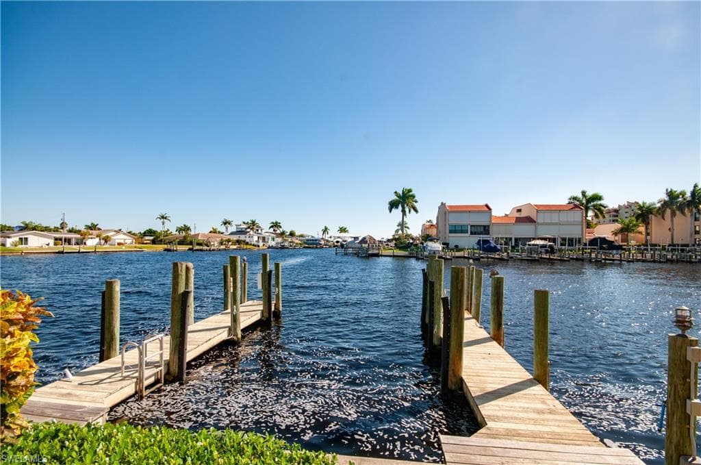 1929 SE 40th TER # 2, CAPE CORAL FL 33904-17